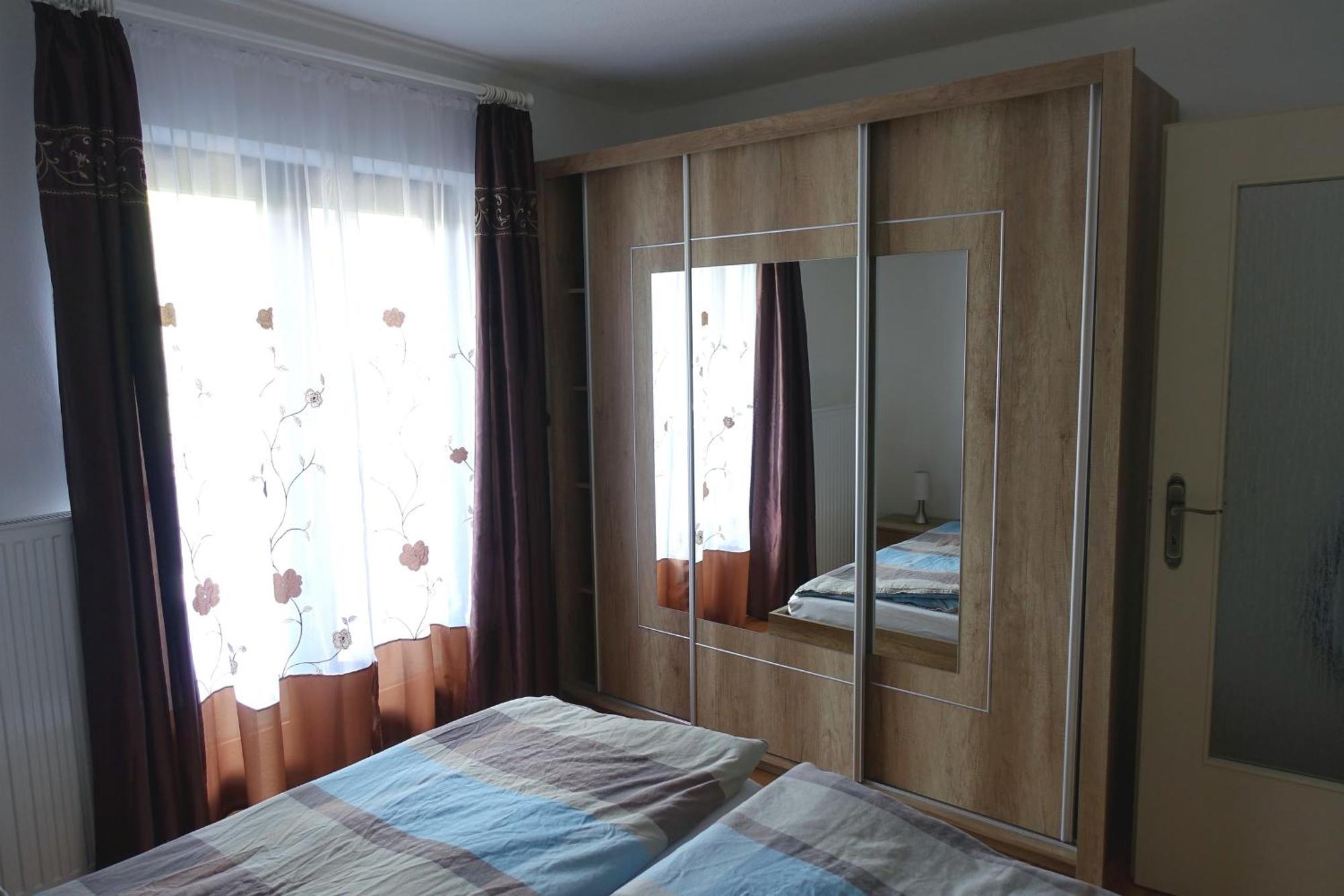 Ferienwohnung Ariane Гармиш-Партенкирхен Екстериор снимка