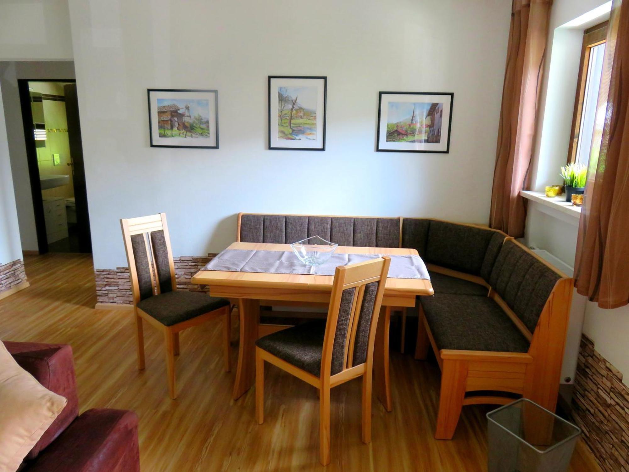 Ferienwohnung Ariane Гармиш-Партенкирхен Екстериор снимка