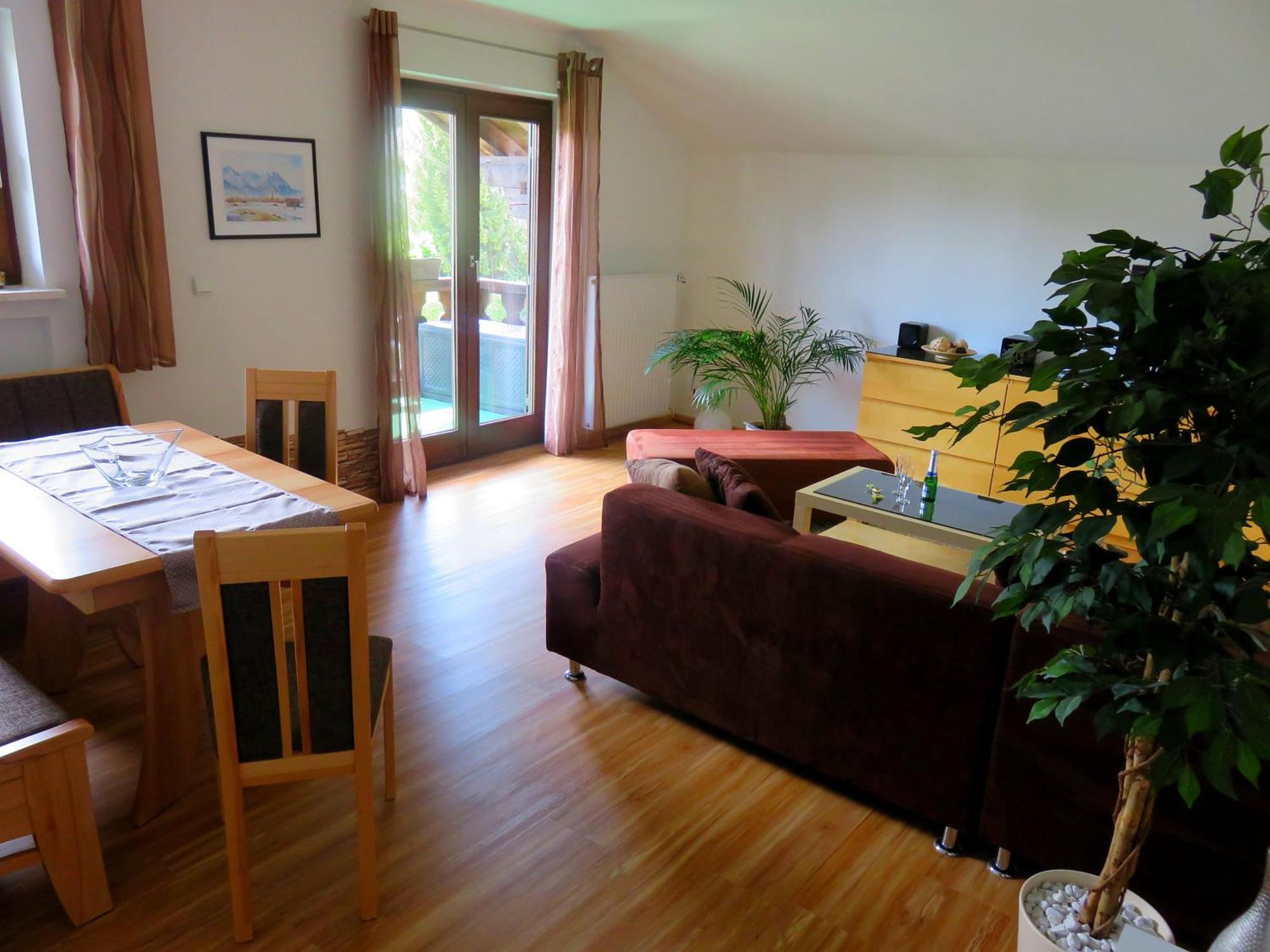 Ferienwohnung Ariane Гармиш-Партенкирхен Екстериор снимка