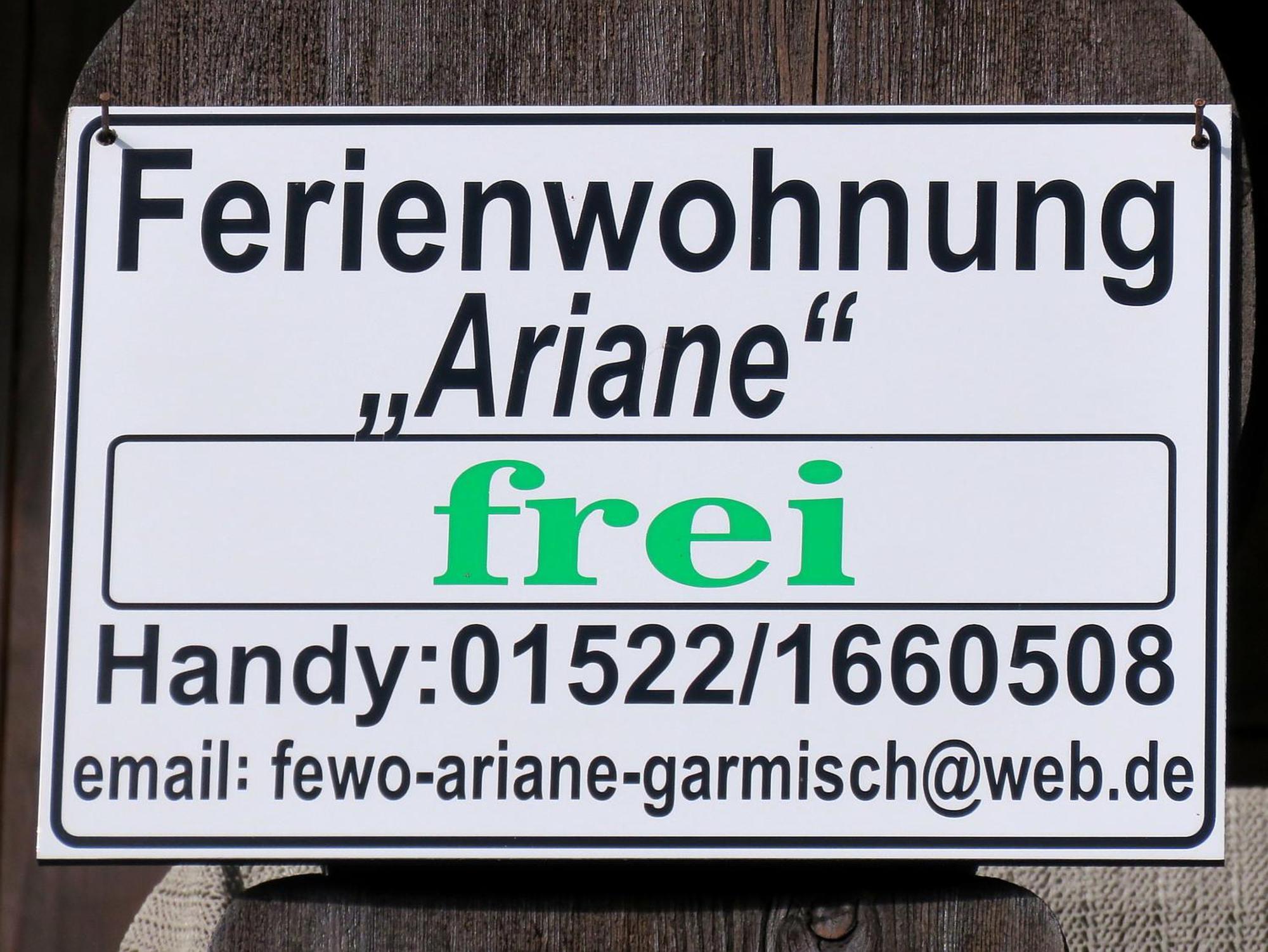 Ferienwohnung Ariane Гармиш-Партенкирхен Екстериор снимка