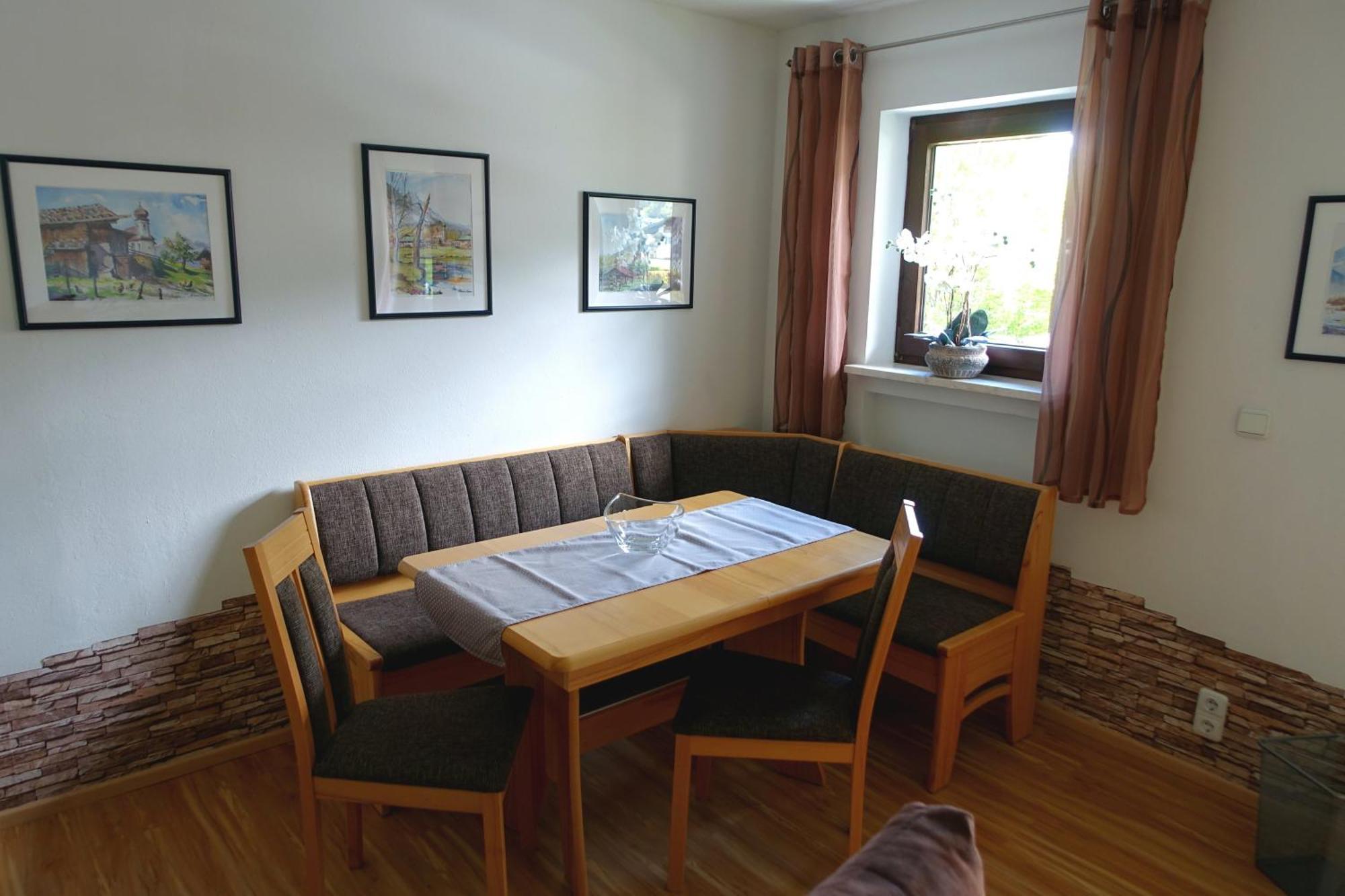 Ferienwohnung Ariane Гармиш-Партенкирхен Екстериор снимка