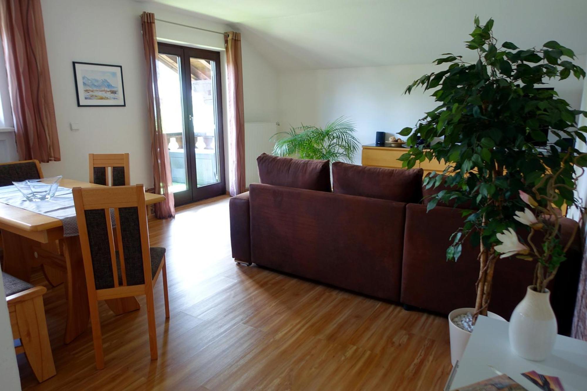 Ferienwohnung Ariane Гармиш-Партенкирхен Екстериор снимка